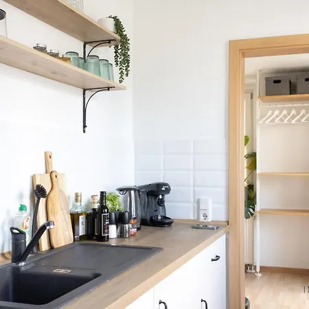 Mit Netflix, Boxspringbett & Terrasse We 17 Apartment Magdeburg