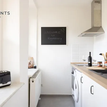 Mit Netflix, Boxspringbett & Terrasse We 17 Magdeburg
